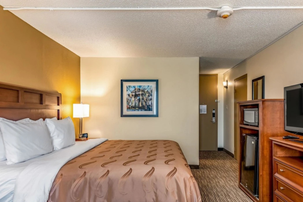 Knights Inn Bucyrus