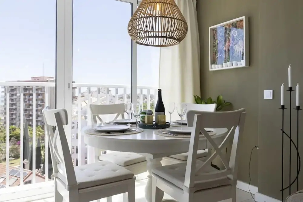 Central Apartment With Seaview Terrace and Pool