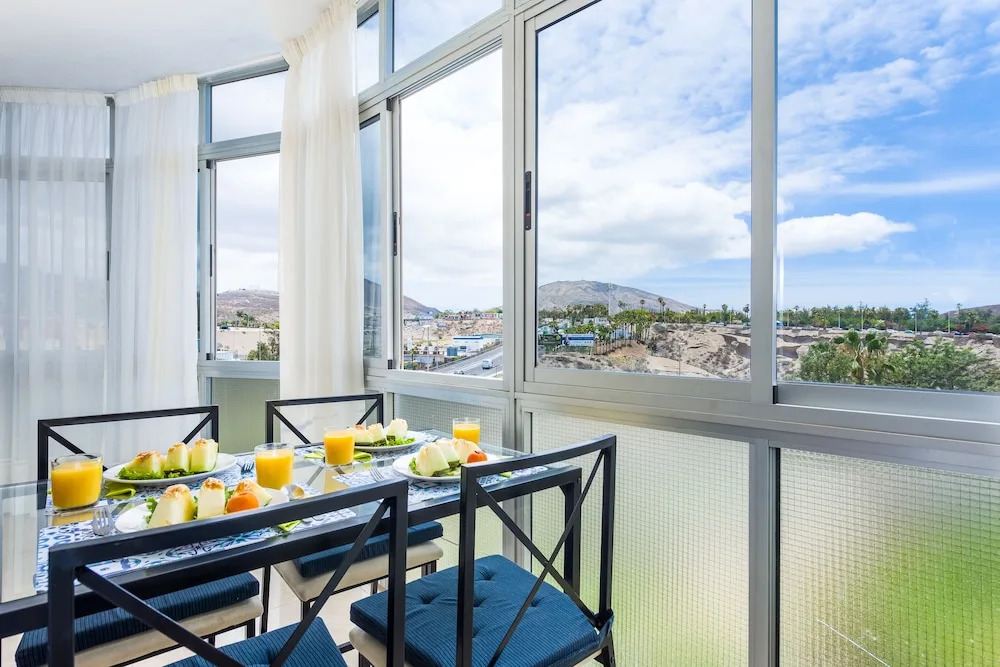313 Comfortable! LasAmericas, Swimming Pool,Wi Fi