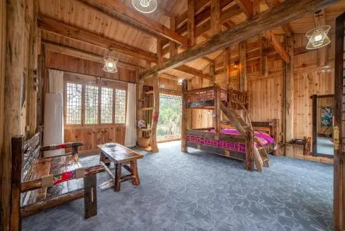 Zhangjiajie Lodge In The Forest