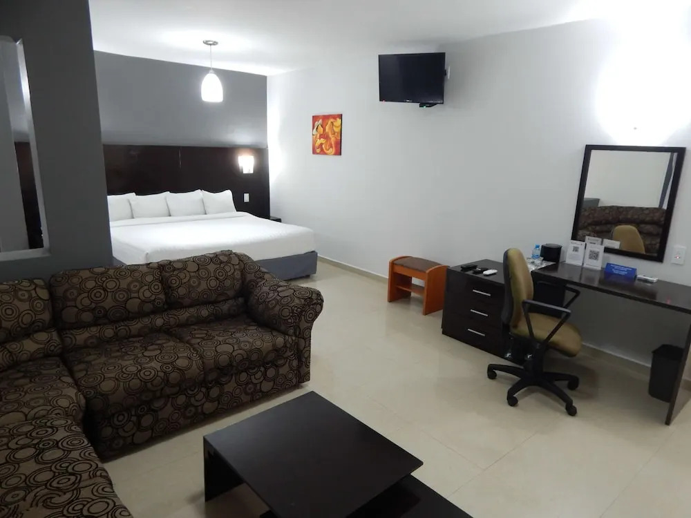 Days Inn by Wyndham Minatitlan