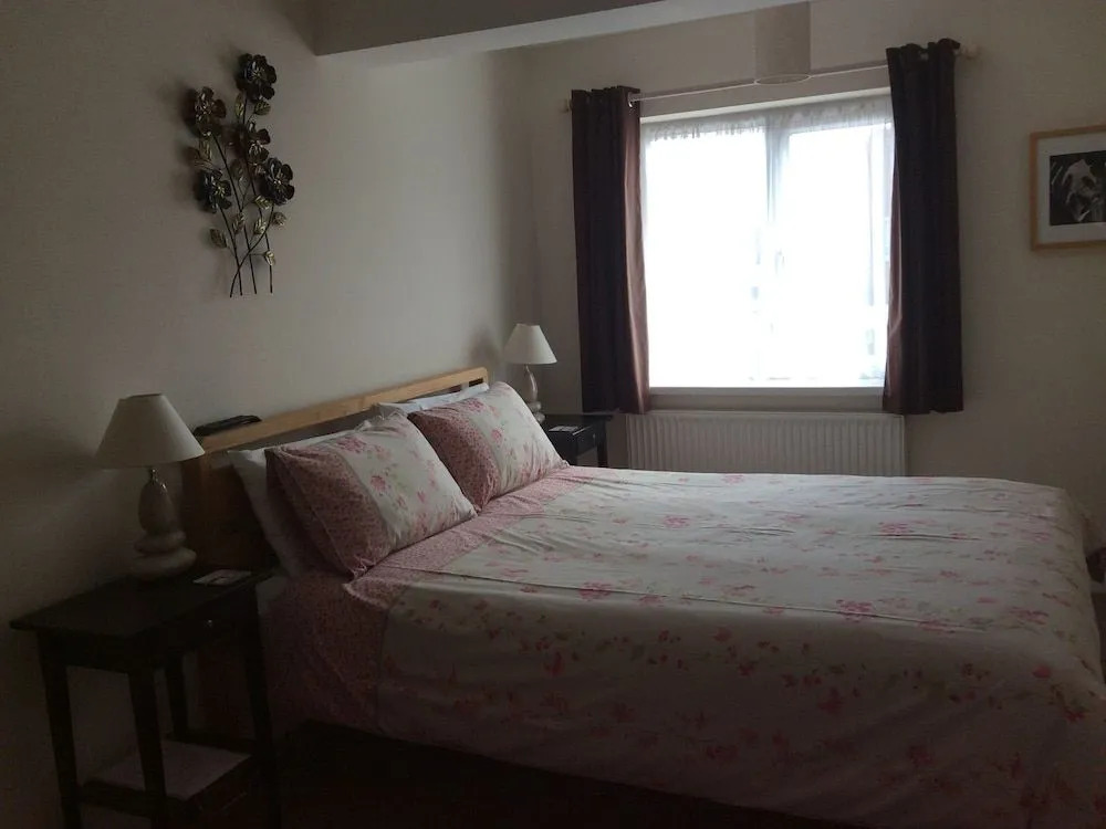Fernlea Guest house