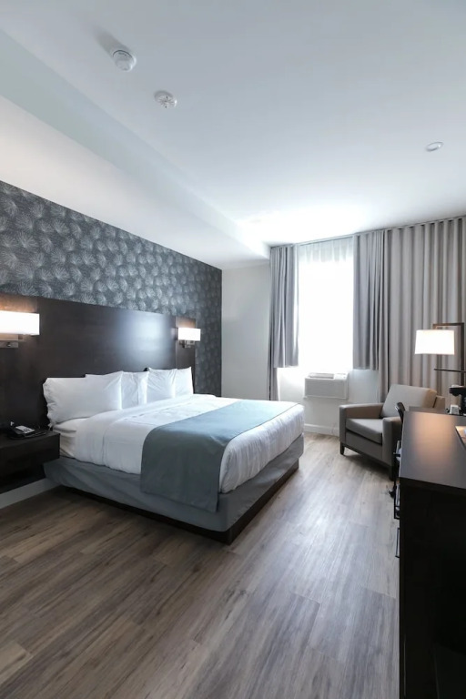 Best Western Plus Montreal East