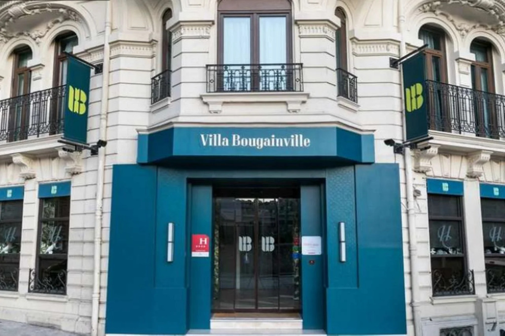 Villa Bougainville by Happyculture