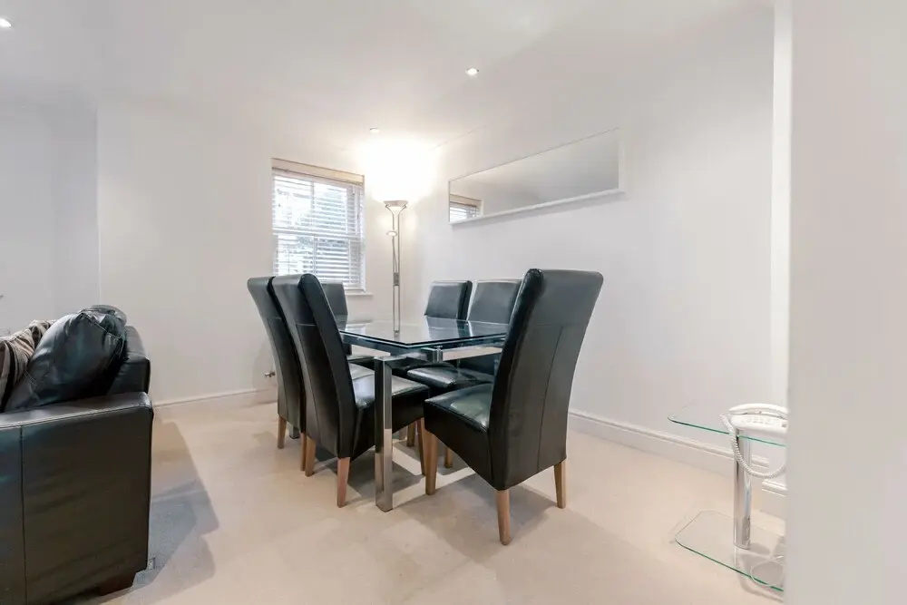 Roomspace Apartments -Sandfield Court