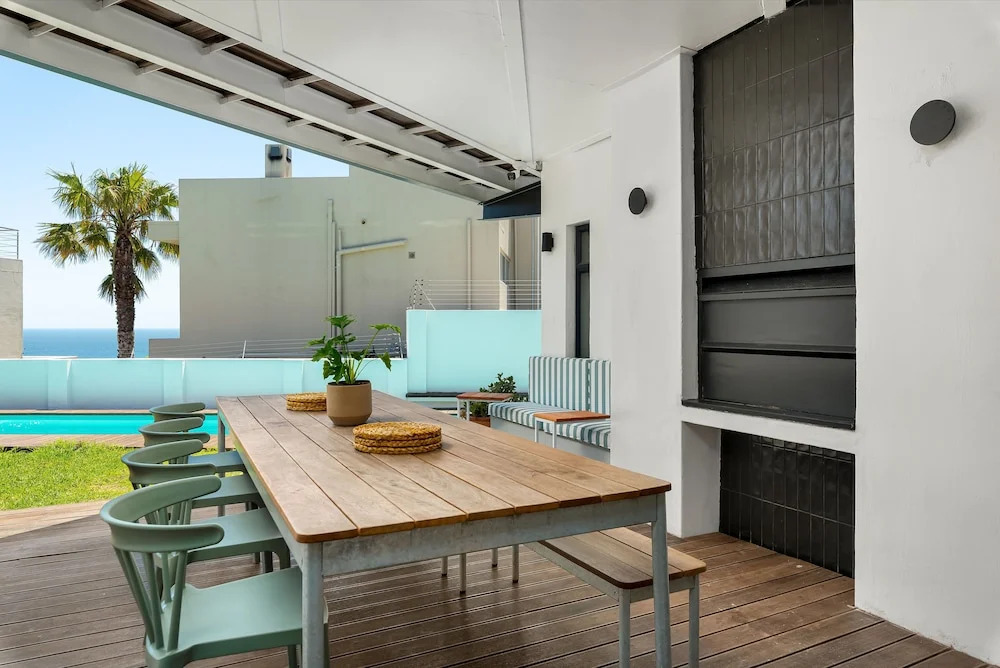 1st Crescent Guest House