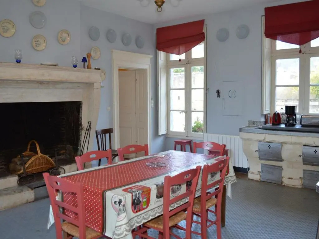 Appartement Châtillon-sur-Indre, 5 pièces, 10 personnes - FR-1-381-485
