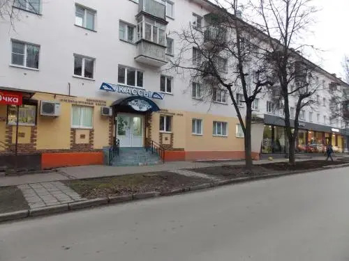Desyatinnaya 4 Apartment