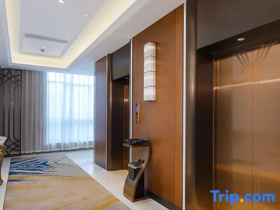 Vienna International Hotel (Cixi Wuyue Plaza Store)