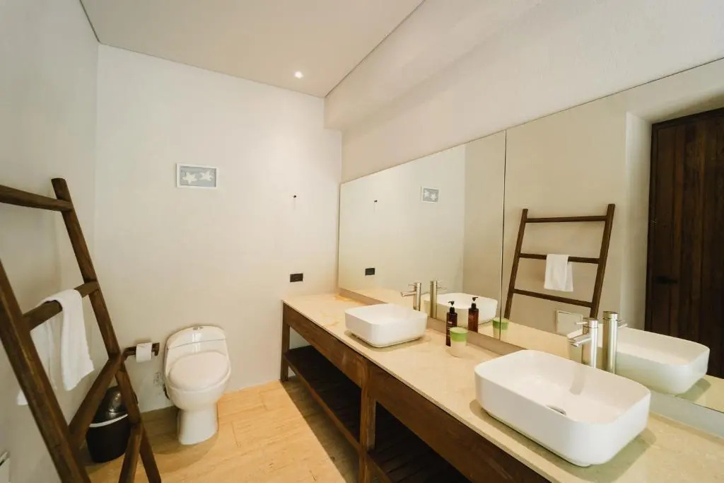 Naio Hotel y Villas