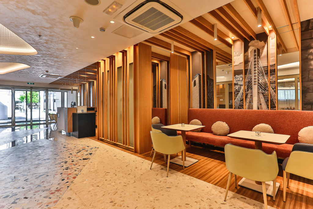 Carine Hotel Centar