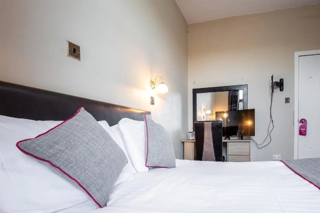 The Ben Mhor Hotel, Bar & Restaurant