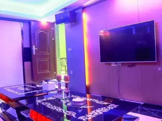 She Hehui Holiday Apartment (Longmen Nankun Daguan Store)
