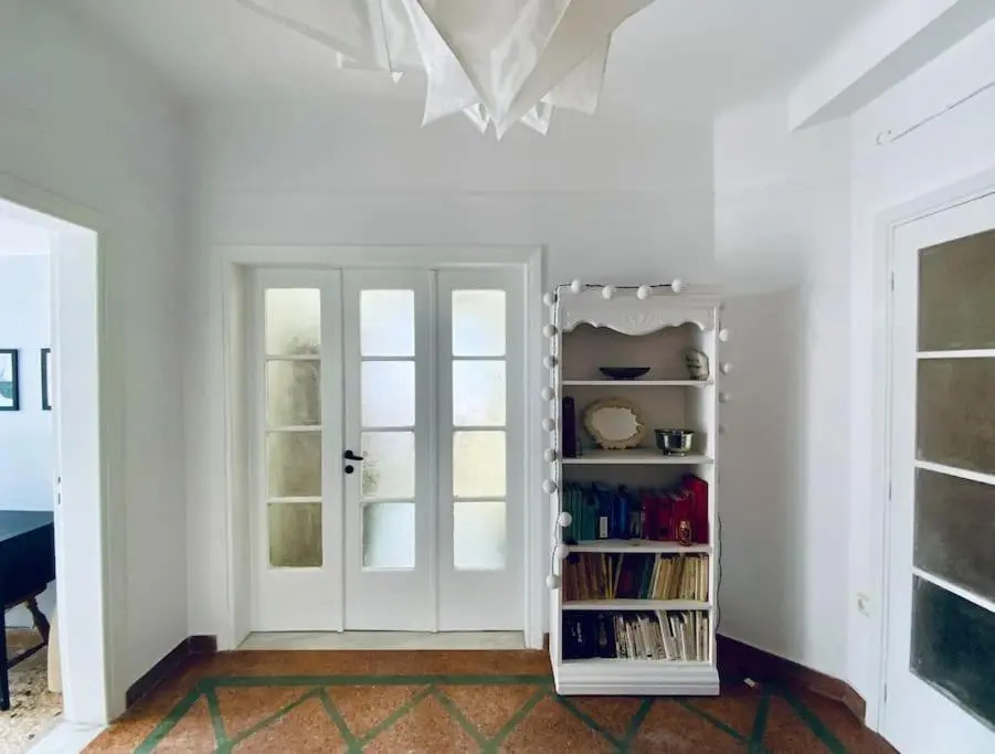 Art Deco 1920s Villa, Central Athens