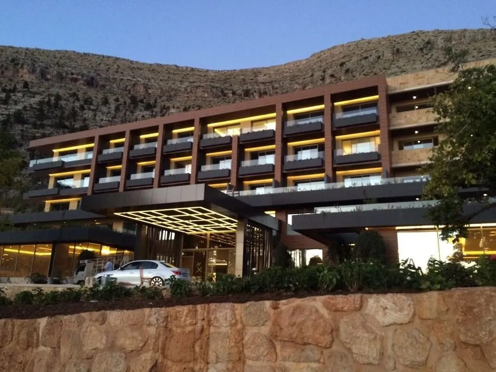Mist Hotel & Spa