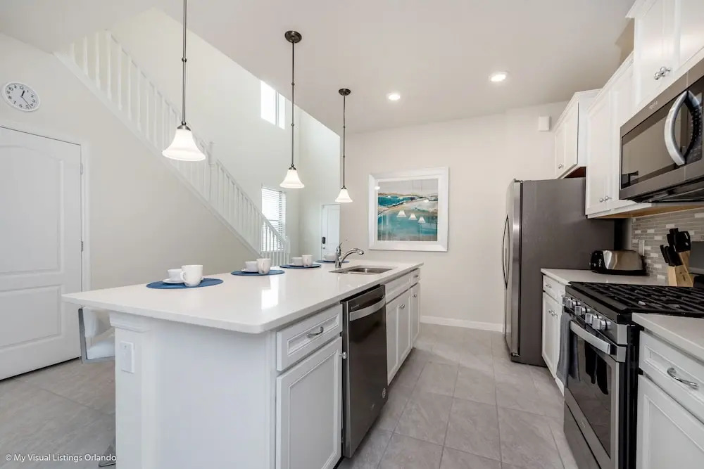 NEW DEC 2018! Solterra 6bd/4ba Pool Home #6st452