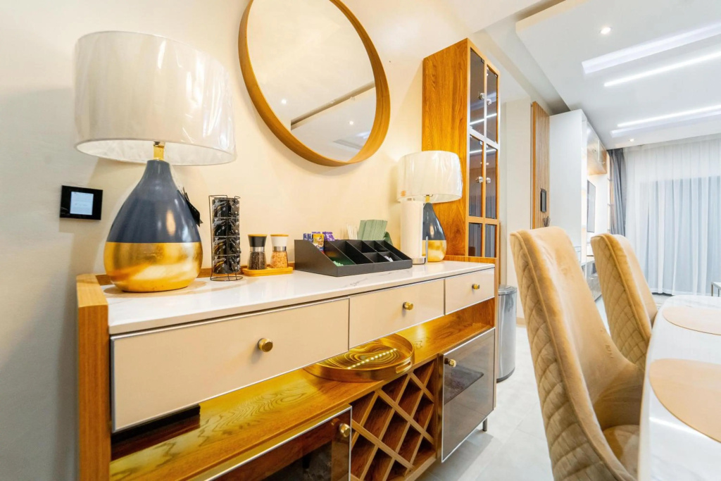 3-Bedroom SmartHome Luxury Apartment