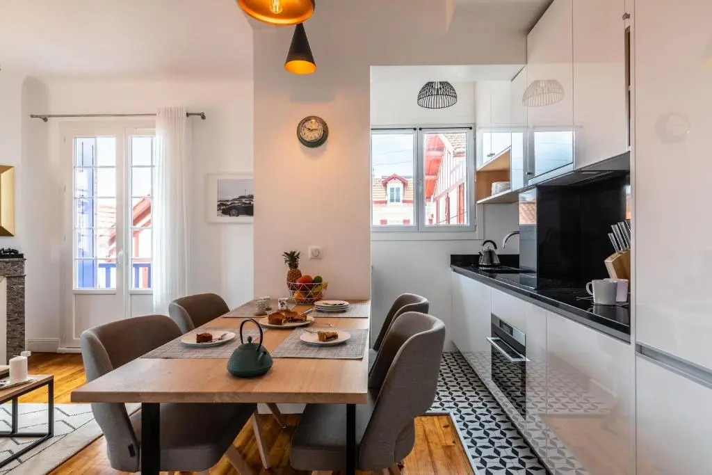 Superbe appartement plein de charme à 5min de la plage