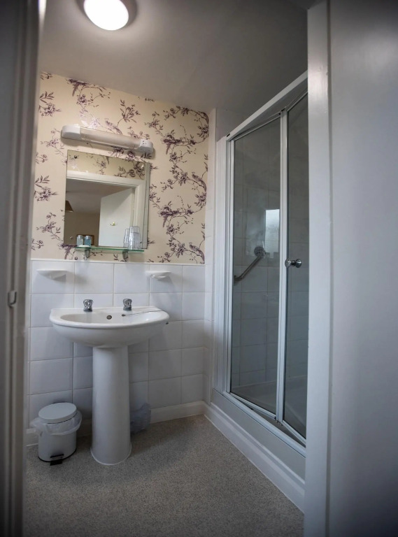 The Raincliffe Hotel