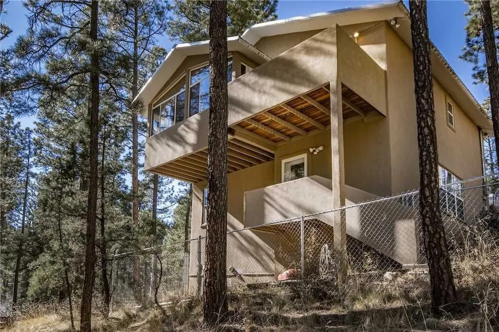 Treetop - Two Bedroom Cabin