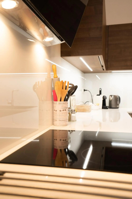 Black Field Apartment