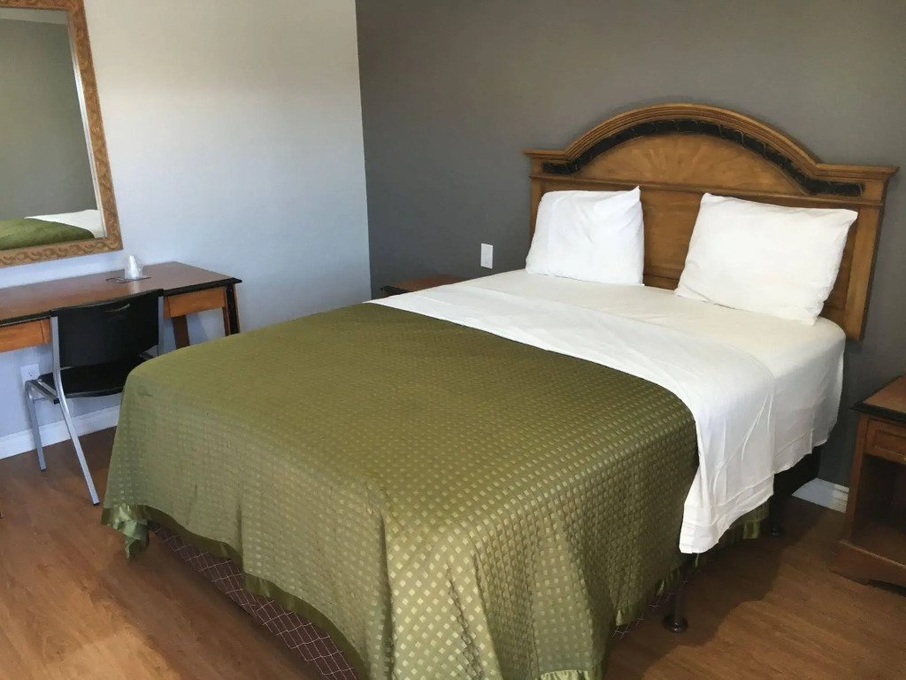 Town House Motel