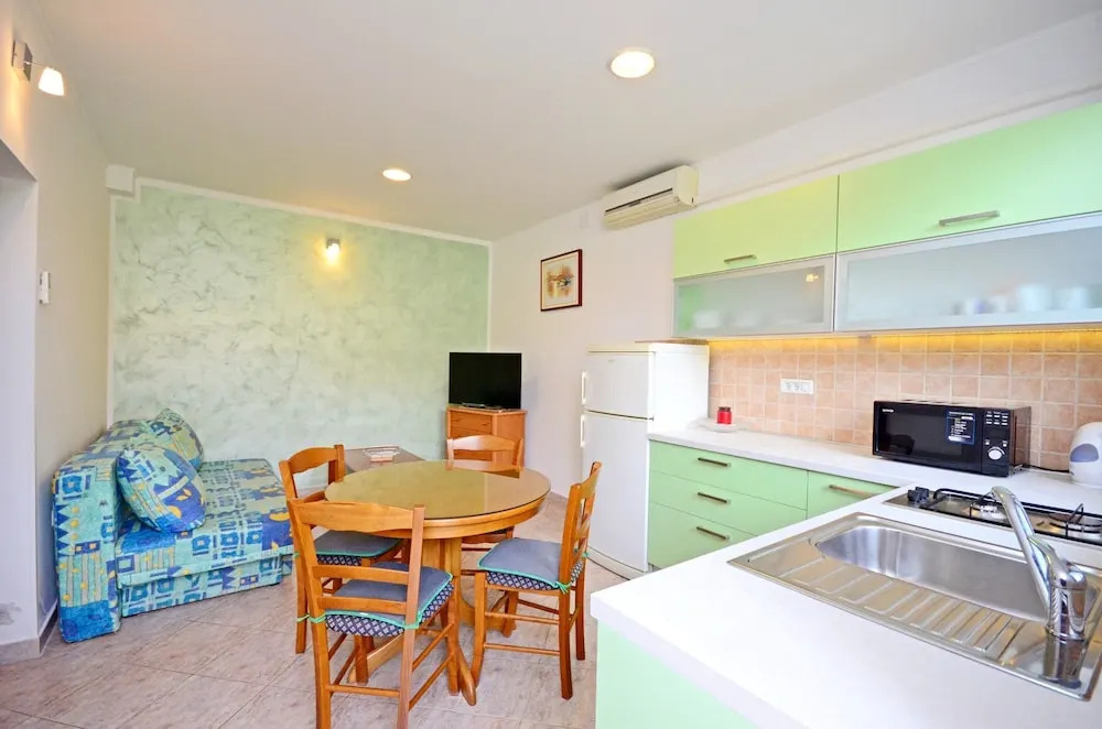 Apartments Bovarovic