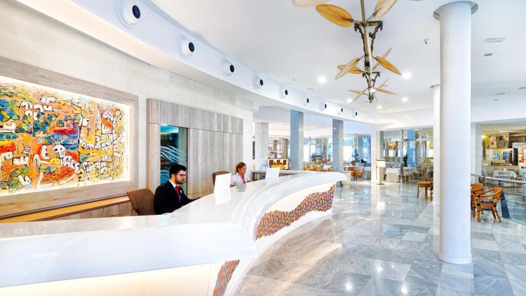 Bull Escorial & Spa