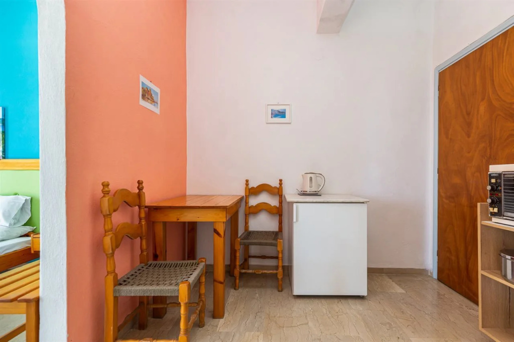 Alexandros Studios by Estia