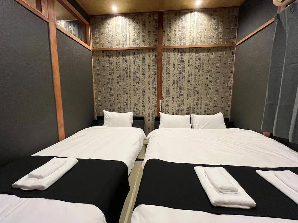 Nishi-Kujo Detached house