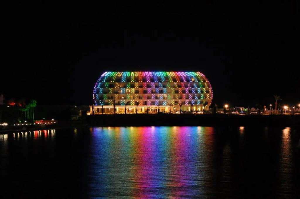 Отель Gold Island Selected