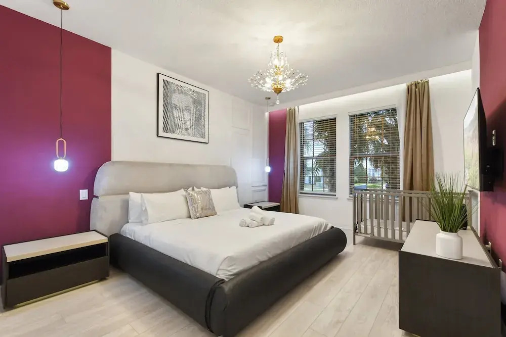Luxurious Villa with Resort-Style Amenities