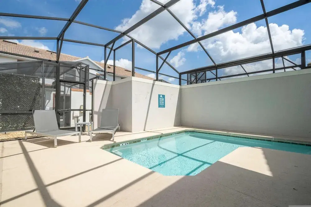 Storey Lake Home Mickey Minions Beds Sleeps 12