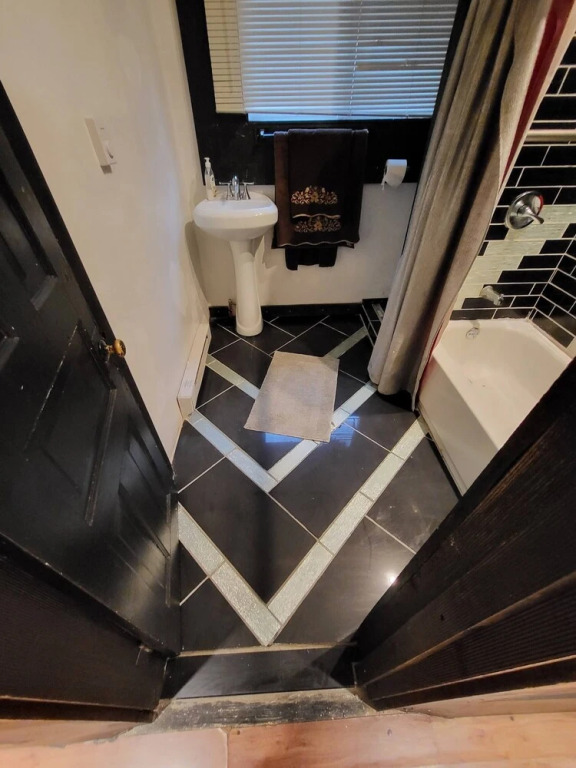 Sweet 3 Bedroom 15 Bath Home Near Philadelphia