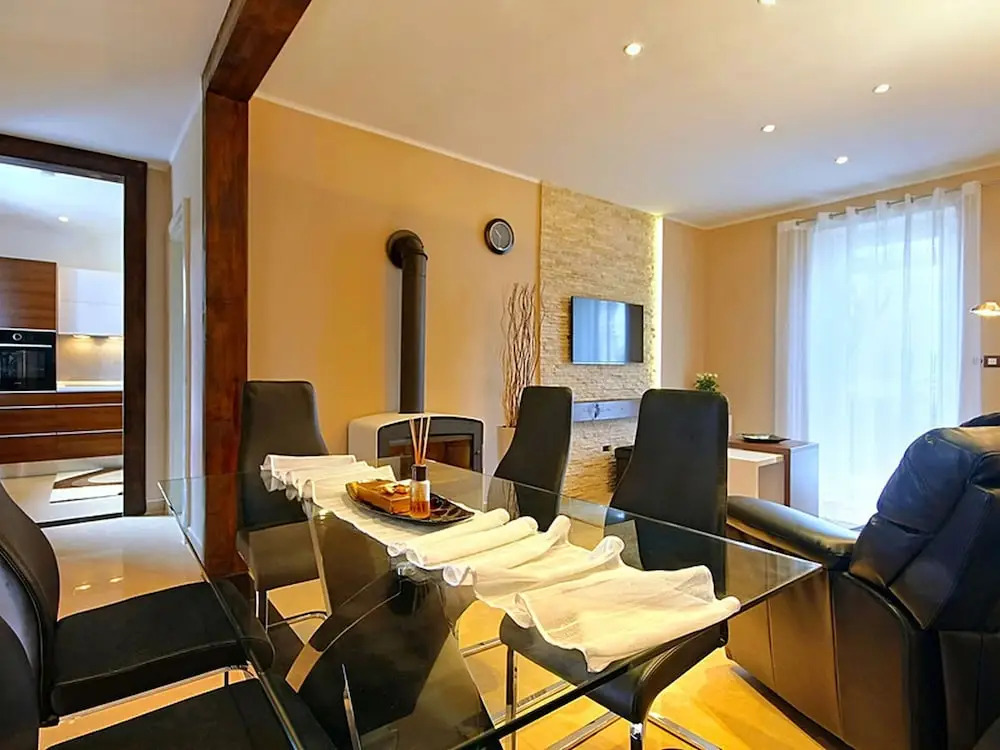 Modern Villa With Private Swimming Pool and Jacuzzi in the Green Part of Istria
