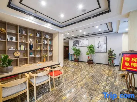 Junyi Hotel (Wenzhou Railway Station Wutian Old Street)