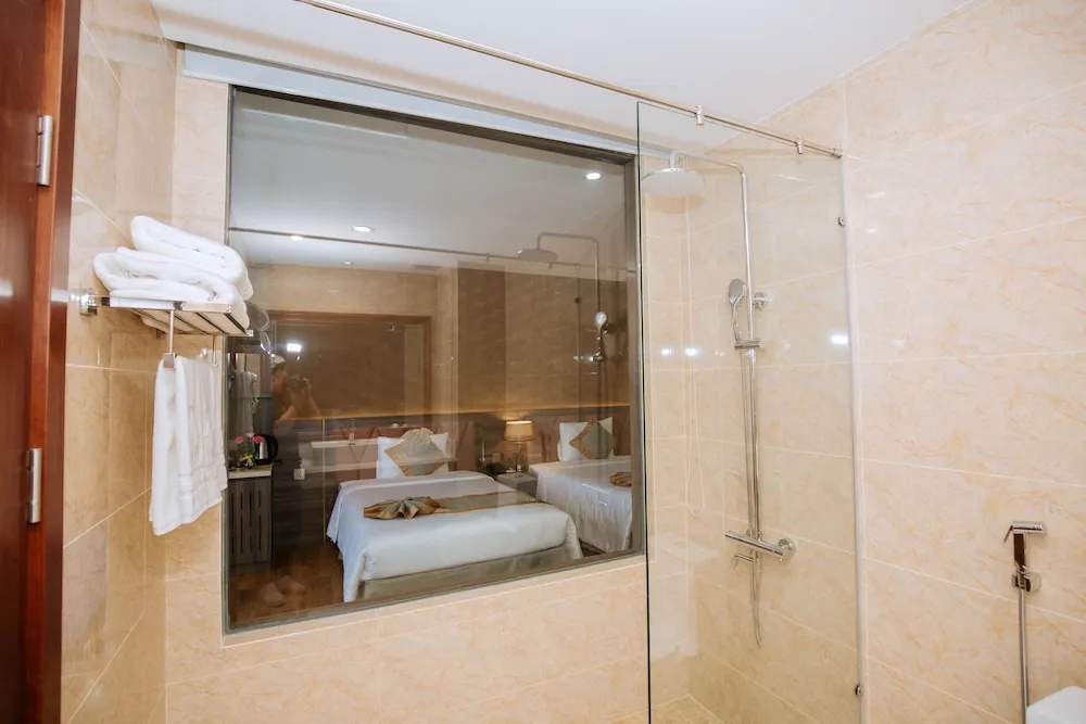 Thông Đỏ Hotel