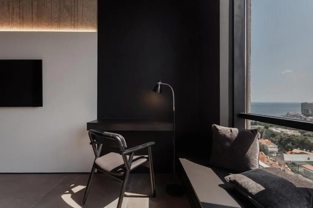 Sea and Sky Apartment