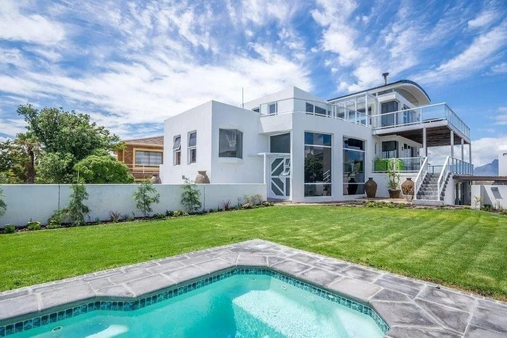 7th Wonder Beach Guest House