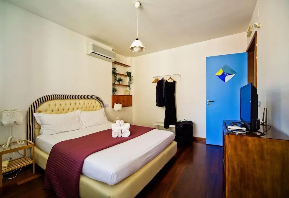 Bed And Travel Apartment Dogana Regia 15