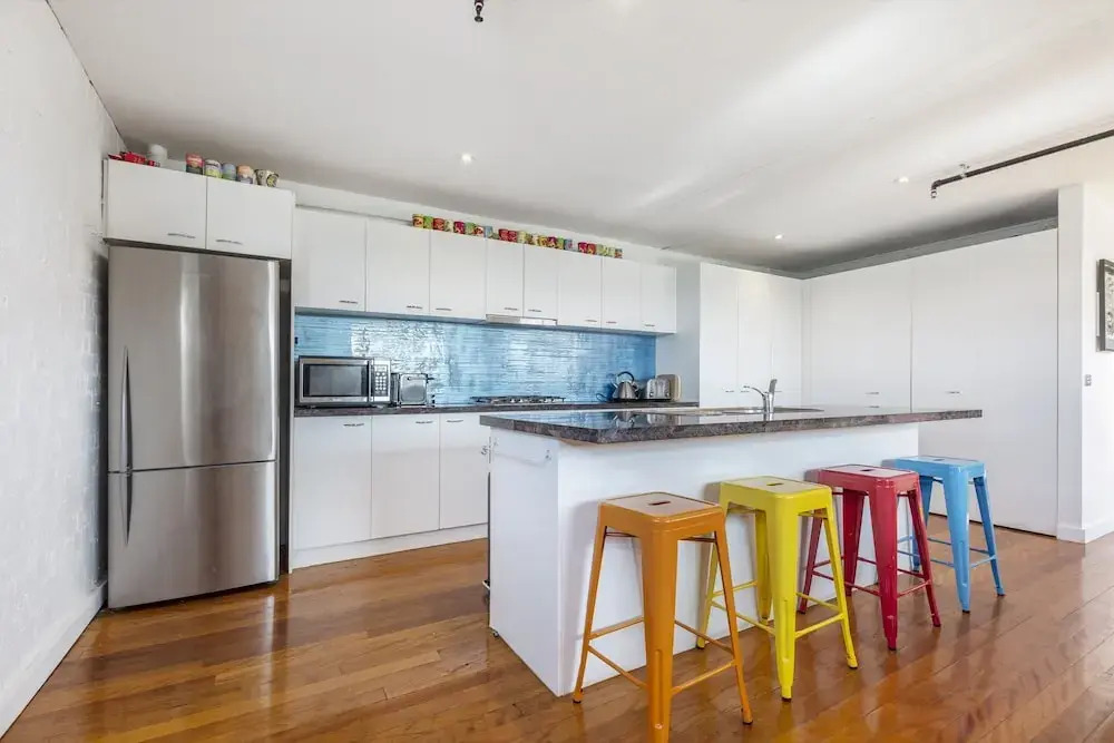 StayCentral - Fitzroy Converted Warehouse Penthouse