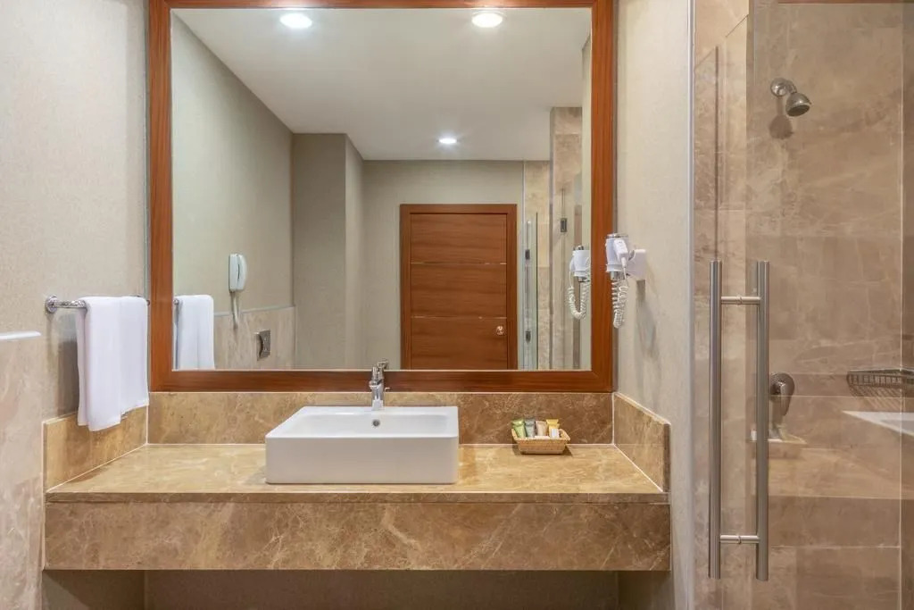 Отель Point Hotel Baku