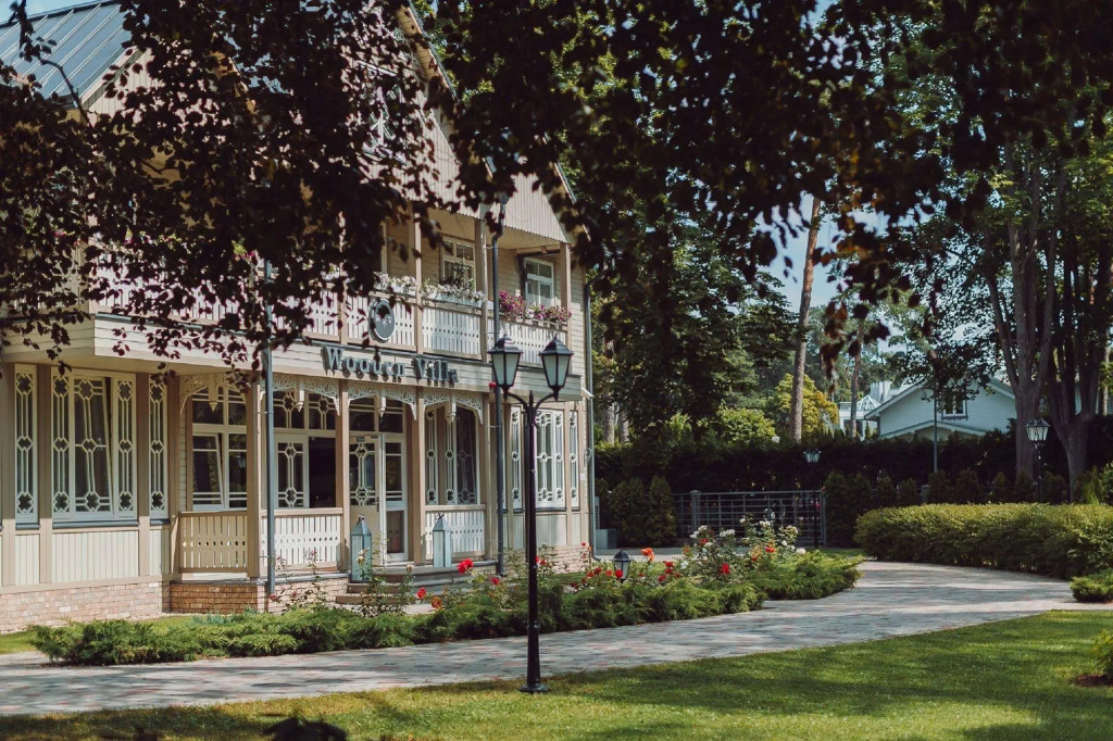 Апарт-отель WoodenVilla