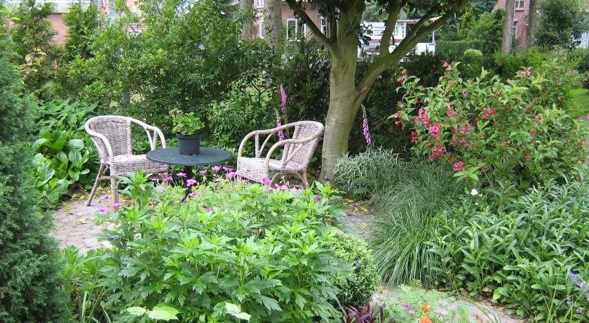 B&B De Esdoorn