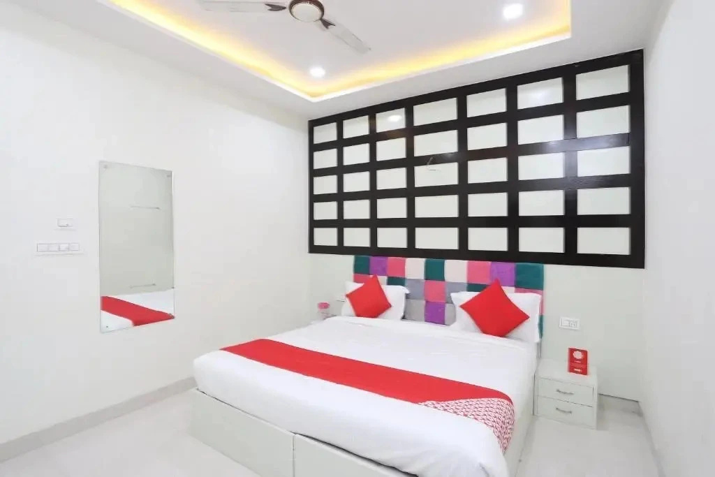 Hotel Laxmi Inn by OYO Rooms