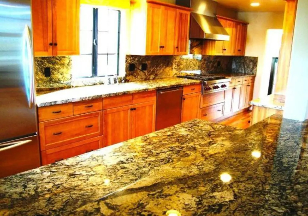 Lg BEACH Home, POOL, Hot Tub, Close to Beaches & Downtown El Segundo Beach