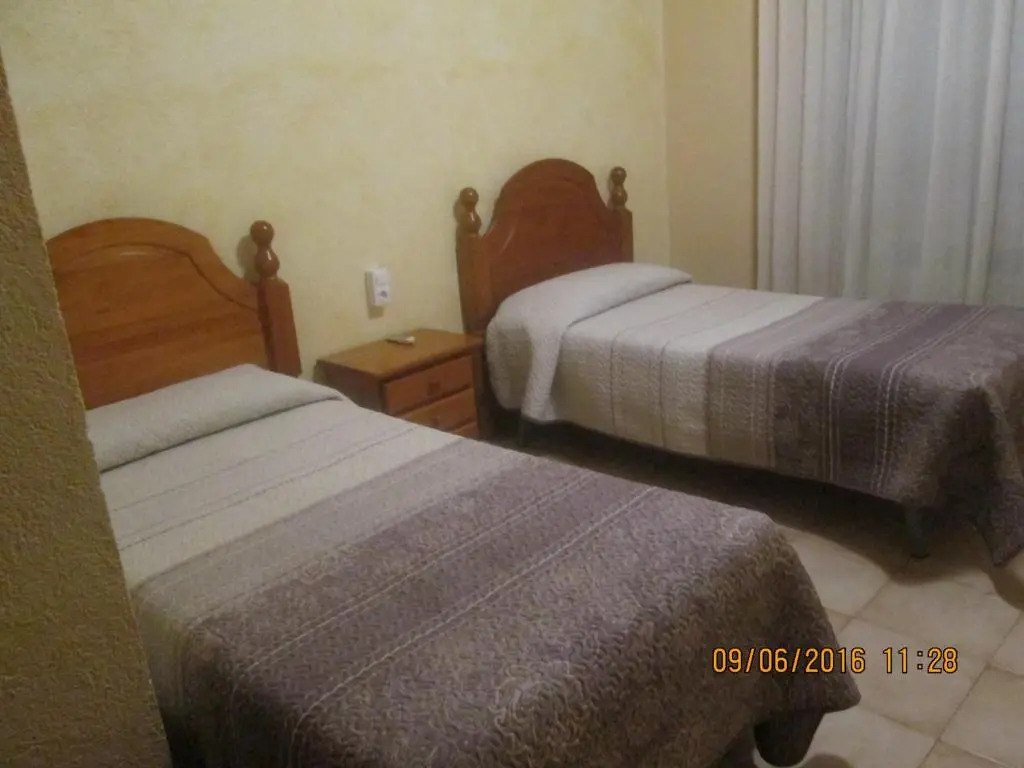 Hostal Avi Pep