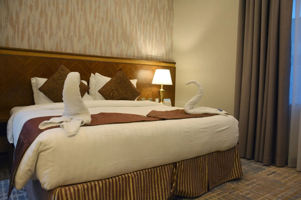 MADEN Hotel