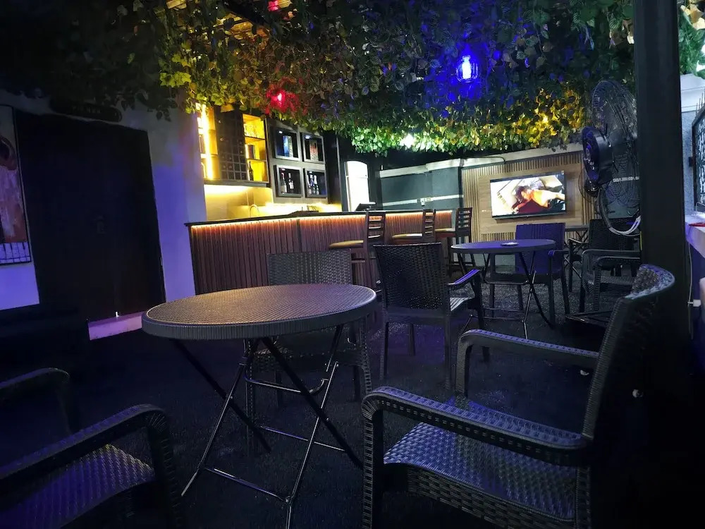 Ivotel Luxury Hotel