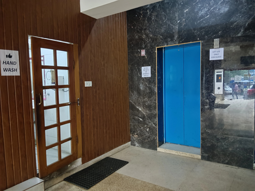 Hotel Ganga Azure